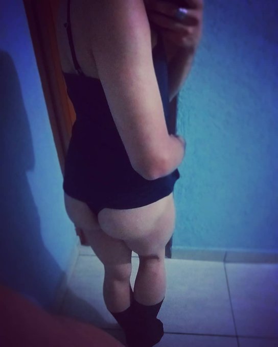 2 pic. Which side do you pick first~

#femboy #bussy #gay #lgbt #lewd #sissy #crossdress #trap #nude
