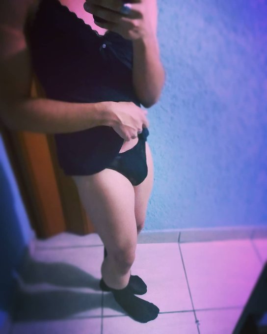 1 pic. Which side do you pick first~

#femboy #bussy #gay #lgbt #lewd #sissy #crossdress #trap #nude