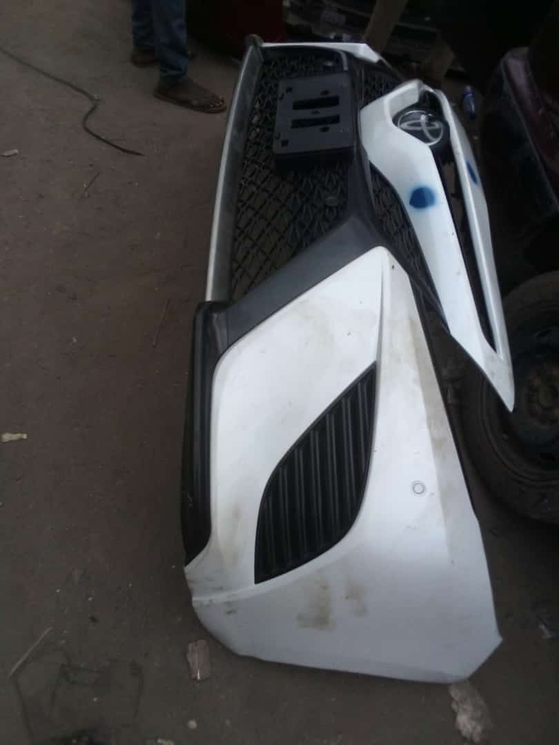 emecux's tweet image. 07049773822 call me for all toyota LEXUS  bumper