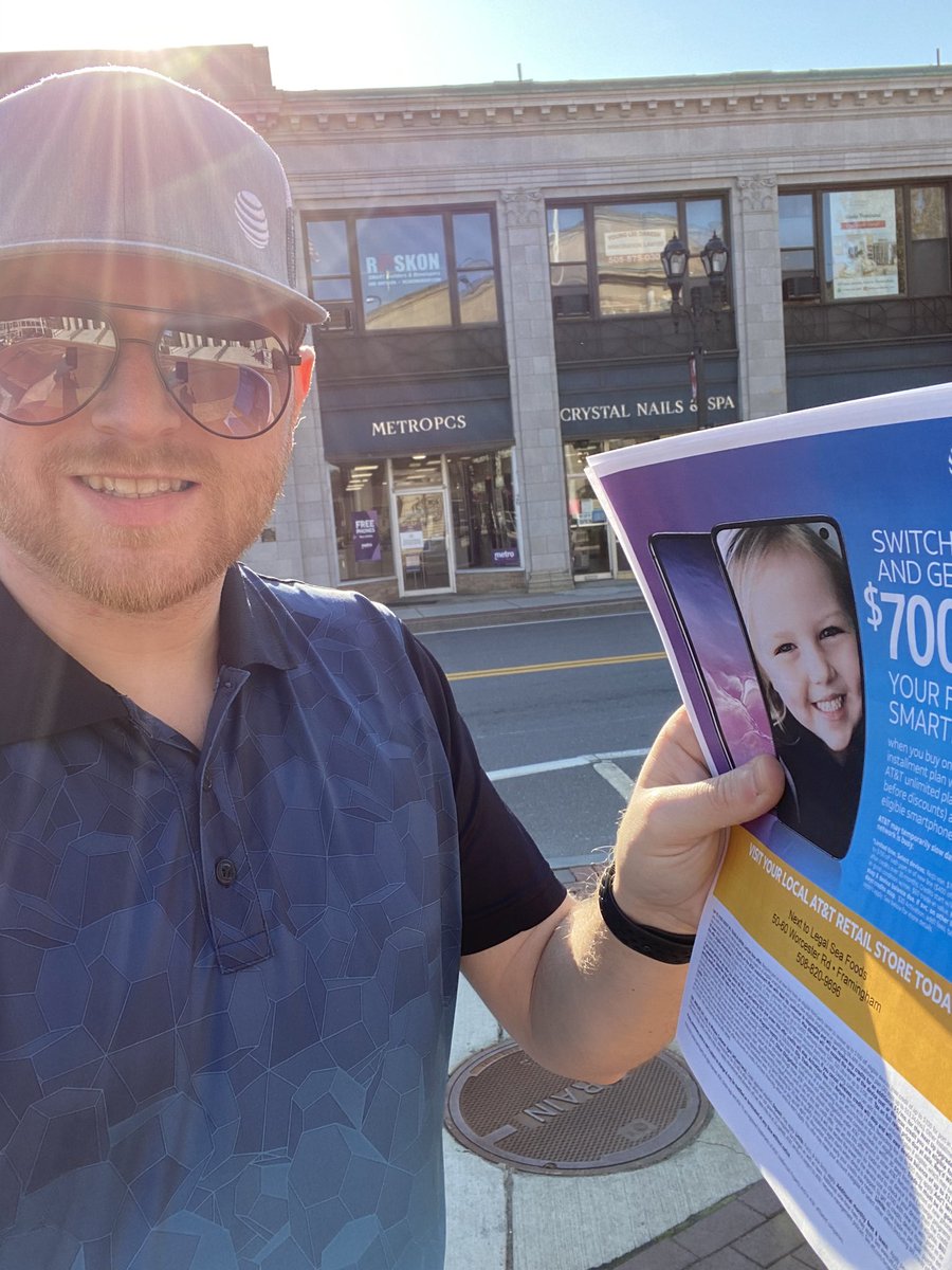 We are outside MetroPCS Framingham letting customers know that AT&amp;T offers the BEST deals to switch over 📲 

🆘 🆘🆘🆘🆘🆘🆘🆘🆘🆘🆘

<a href="/TheRealOurNE/">#OurNE</a> <a href="/AROD3751/">Andres Rodriguez</a> <a href="/LawVulakh/">Lawrence Vulakh</a> <a href="/pnixnix/">Peter Nixon</a> <a href="/keroninc/">Keron Incarnato</a>