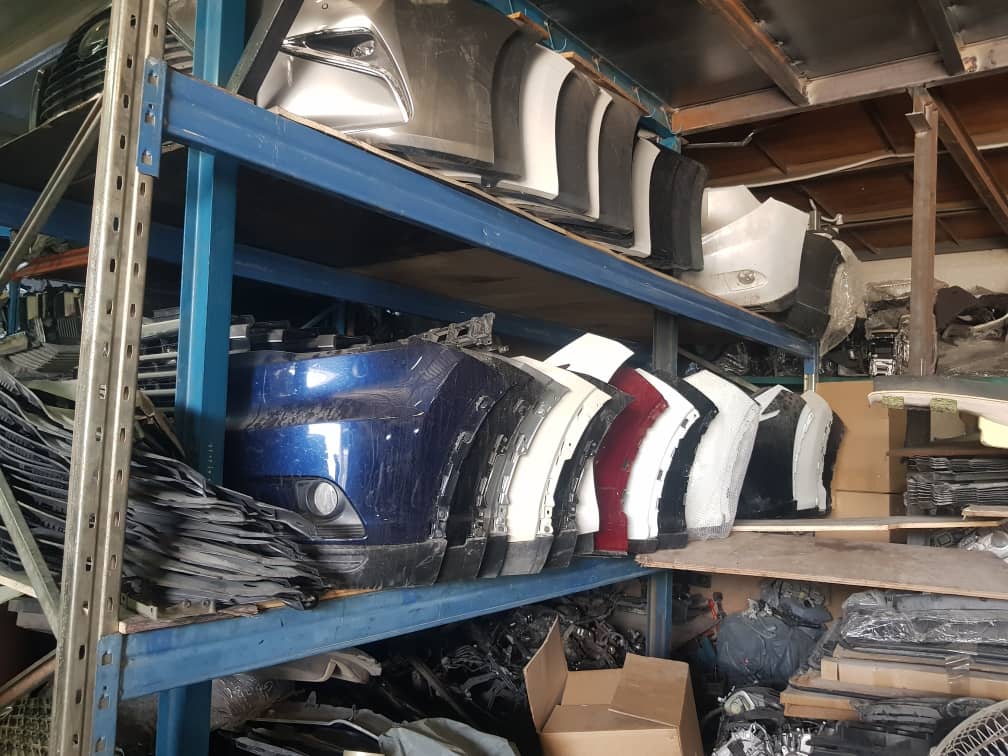 emecux's tweet image. 07049773822 call me for all toyota LEXUS  bumper