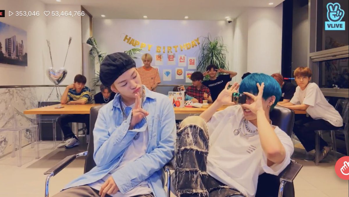 ok a thread for jaehyuk’s birthday vlive that I never posted cuz... oh yea mad lazy!!!