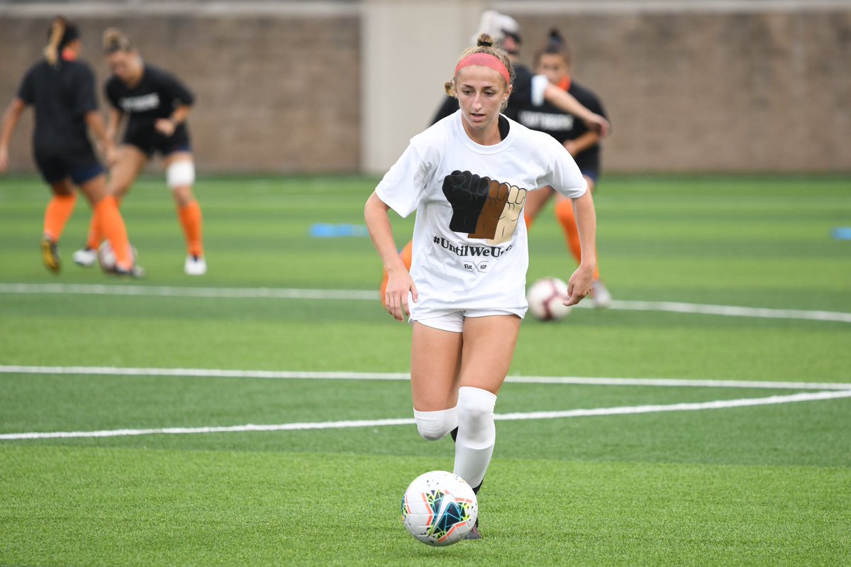 Pitt_WSOC's tweet photo. Everyone please wish a happy birthday 🎂🎁 to @sydneymarasco!
 
#H2P https://t.co/8fo7geNRMq