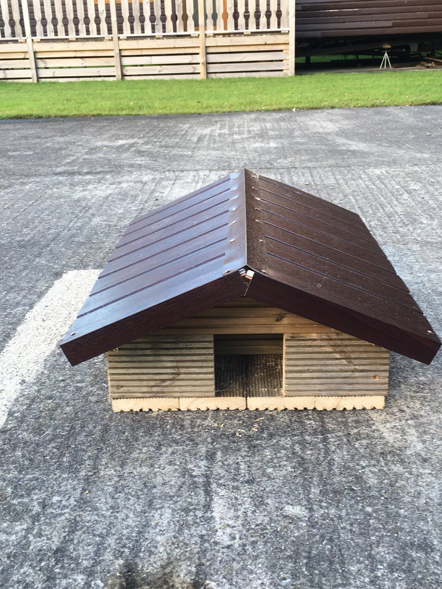 Angela Chesworth 💙 (@huffstuff) on Twitter photo Living with Chronic Pain & Anxiety most days I struggle but thanks to <a href="/Chezzy310373/">Paul Chesworth</a> today building me a potting table & Hedgehog house because gardening is Medicine for my mind #WorldMentalHealthDay has been a good day #bekindtoyourself 💚 Living with Chronic Pain & Anxiety most days I struggle but thanks to <a href="/Chezzy310373/">Paul Chesworth</a> today building me a potting table & Hedgehog house because gardening is Medicine for my mind #WorldMentalHealthDay has been a good day #bekindtoyourself 💚