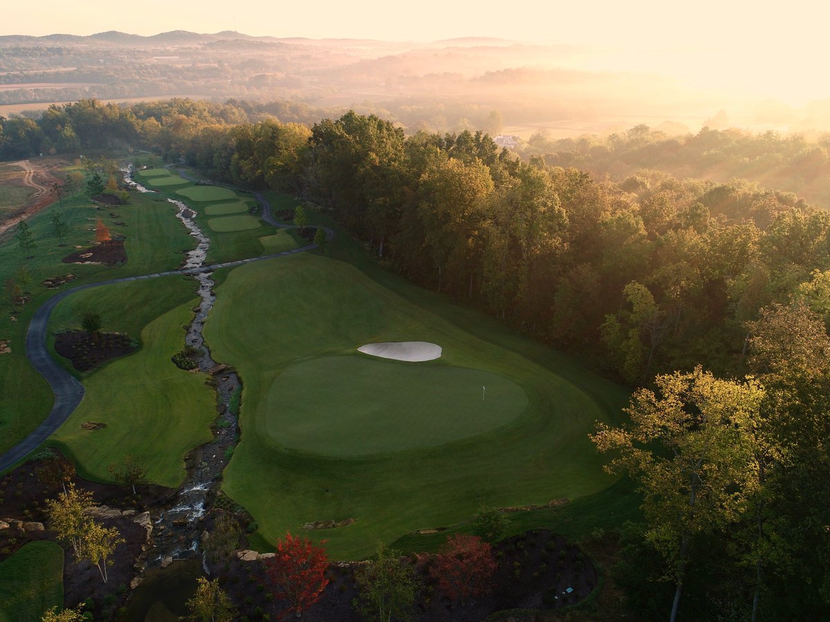 camrice21's tweet photo. Was able to get the drone up this past week for some morning photos.  #Troubadourgolfclub #Drone #DJI #Sunrise https://t.co/7I8qLCU6oe