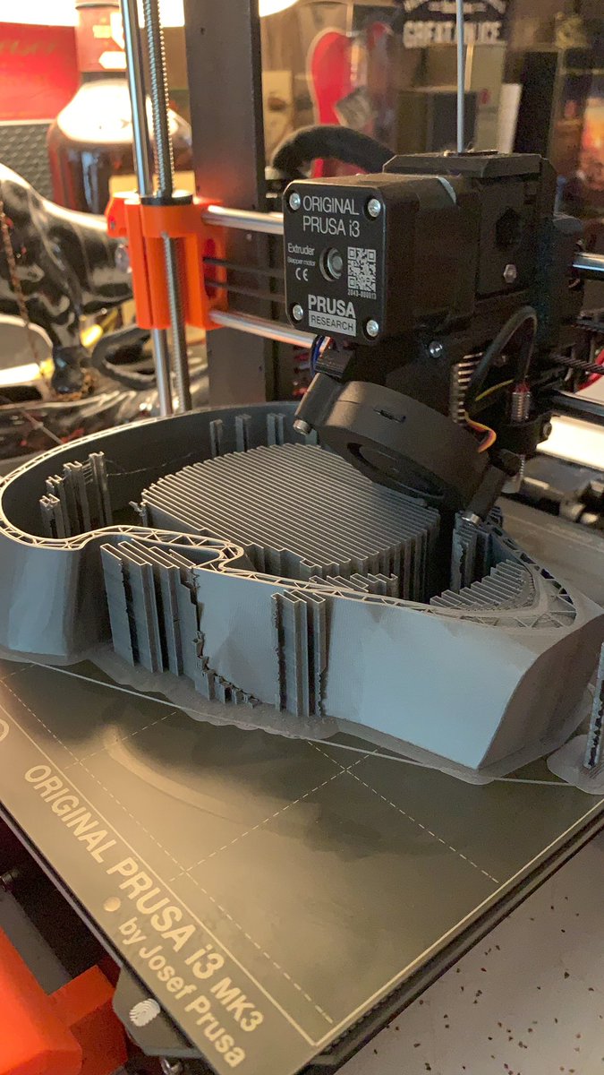 Transmut3dPrint's tweet photo. 19 hours down! 41 more to go! https://t.co/6dl1Nwple7