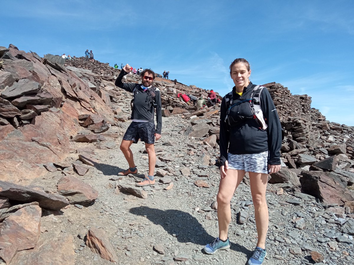 Acompañando a <a href="/sacalenguaELA/">Saca la lengua a la ELA Asociación</a> hasta el techo de la península y dando visibilidad a la ELA hasta donde haga falta.
Ahora os toca coronar #TeidELA04 <a href="/DarDarELA/">DarDarELAmaDablam</a>
<a href="/KMSxELA/">KMSxELA</a> 
<a href="/FundacionLuzon/">Fundación Luzón</a> 
#LaELAExiste
#JuntosPorLaELA
#UnidosContraLaELA
#SubidaAlMulhacén
#InvestigaciónSolución