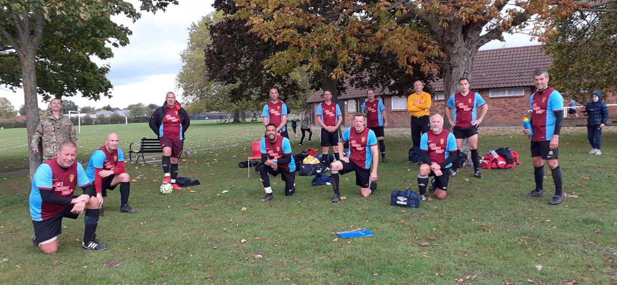 ArmyCrusaders's tweet photo. ⚽️Army Crusaders Vets Game Day⚽️

Competing in a West of London Vets game away to @hsandsvetsfc, the Vets fought hard on a brisk day coming away with a 2-1 loss.

Onwards to the next game 🤛🏼

📸: @JamesHFBlair https://t.co/FWk0hVQ92F