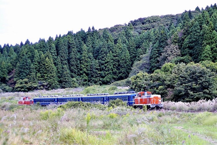 ｄ５１１２４ 男鹿線 懐かしの12系客車で行く男鹿温泉 日帰りの旅 号です 10 10撮影 脇本 羽立 男鹿線用 キハ の側面 秋田臨海鉄道 アメブロ更新しました T Co Tpsr5a8qpb 男鹿線 キハ De10 懐かしの12系客車