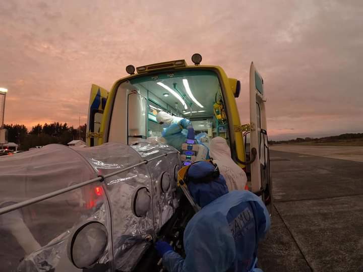 SSaludOsorno's tweet photo. Porque seguimos haciendo frente al Covid-19 a nivel país y local, es que por iniciativa ministerial contamos con una red nacional integrada de camas, que asegura la atención de todo paciente que así lo requiera. #CuidarnosEsTareaDeTodos #TrabajandoEnRed https://t.co/FP3og5GZ7m