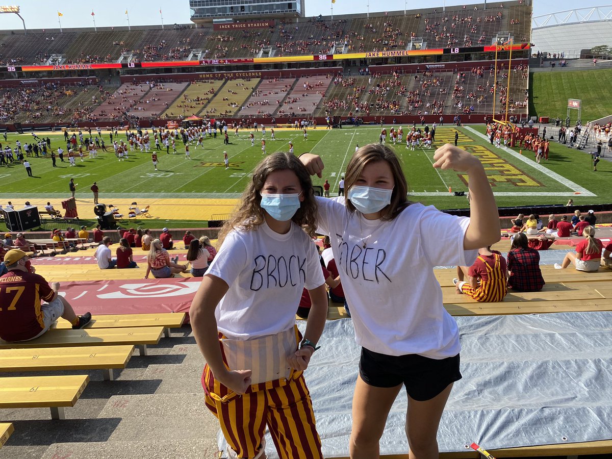 riley_bass's tweet photo. Brock and Tober here #CyclONEnation #cysmile #Cyclones https://t.co/RRMmOY0z3A