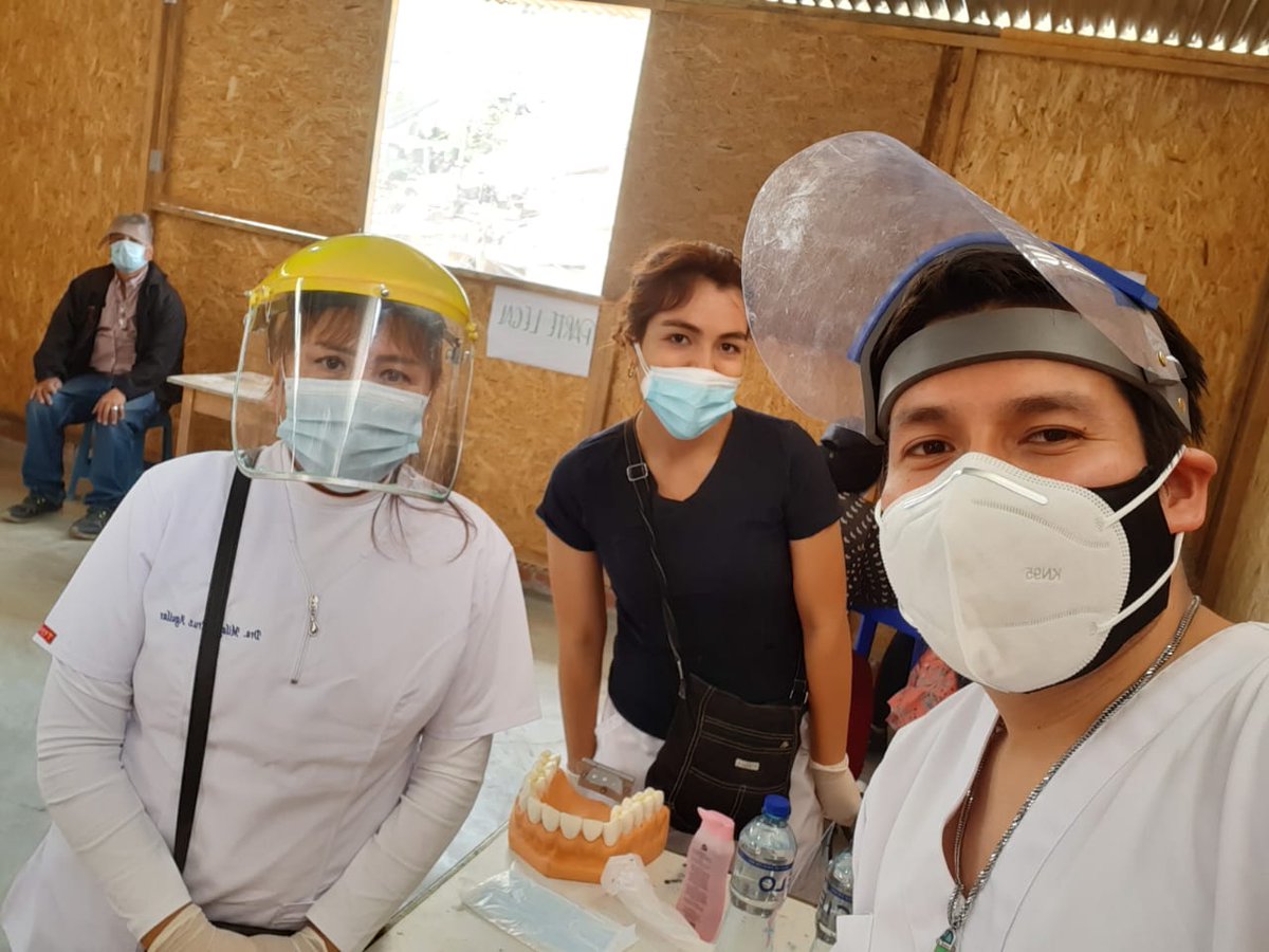 ANDOA12's tweet photo. Prevención Odontológica, charlas de salud bucal, entrega de colutorios y cepillos dentales en el AAHH.  ESFUERZOS UNIDOS en  la Candelaria de la zona de José Carlos Mariátegui - VMT

En un esfuerzo coordinado con la SGI. SNO y ANDOA (AGRUPACIÓN NACIONAL DE ODONTÓLOGOS APRISTAS) https://t.co/58sE92E8DF