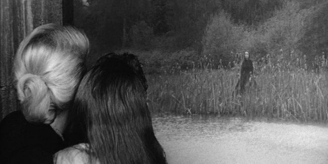 10/31 THE INNOCENTS (1961)A governess suspects her two pupils are possessed by malignant spirits.The eeriness of James's novel is amplified by the masterful composition and by the psychosexual undercurrent in Kerr's unsettling performance. #31DaysOfHalloween