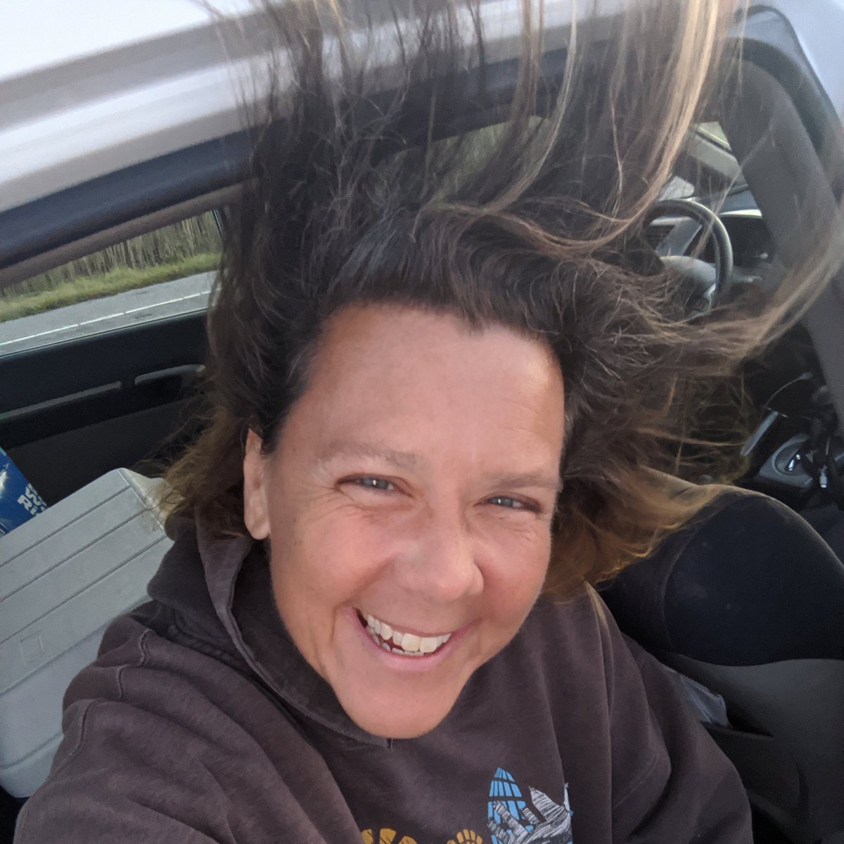 rebeccathomas12's tweet photo. #NewProfilePic
#3mileanhourwinds they said 😁 https://t.co/34gxX4ZhpT