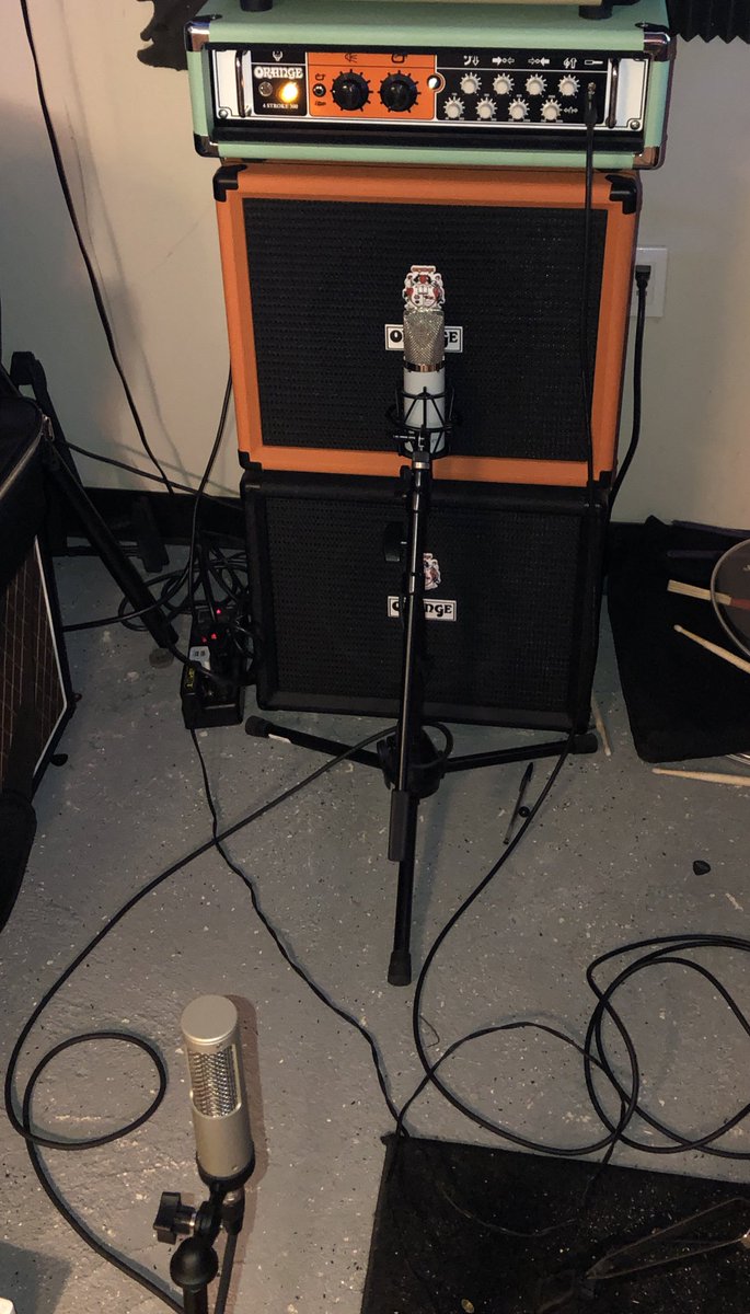 sweethollowny's tweet photo. Last day of bass tracking
     🧠
👁👄👁
     👐 https://t.co/AxWdBM7ee5