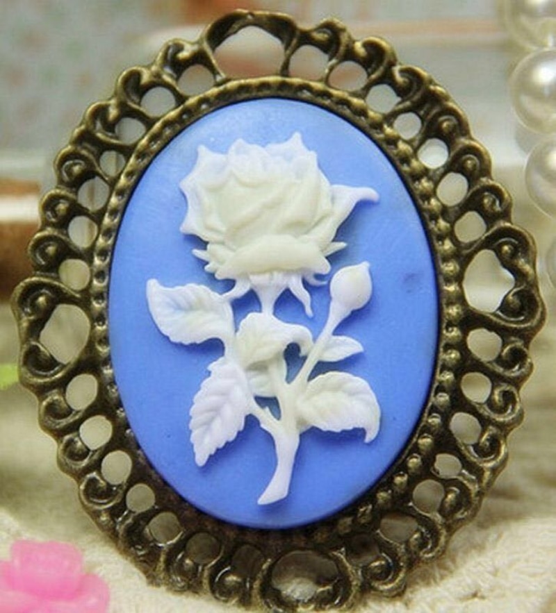 Cake Baking Mold 3D Mini Rose Flower Silicone Soap ( https://s.click.aliexpress.com/e/_eMsSC4 )