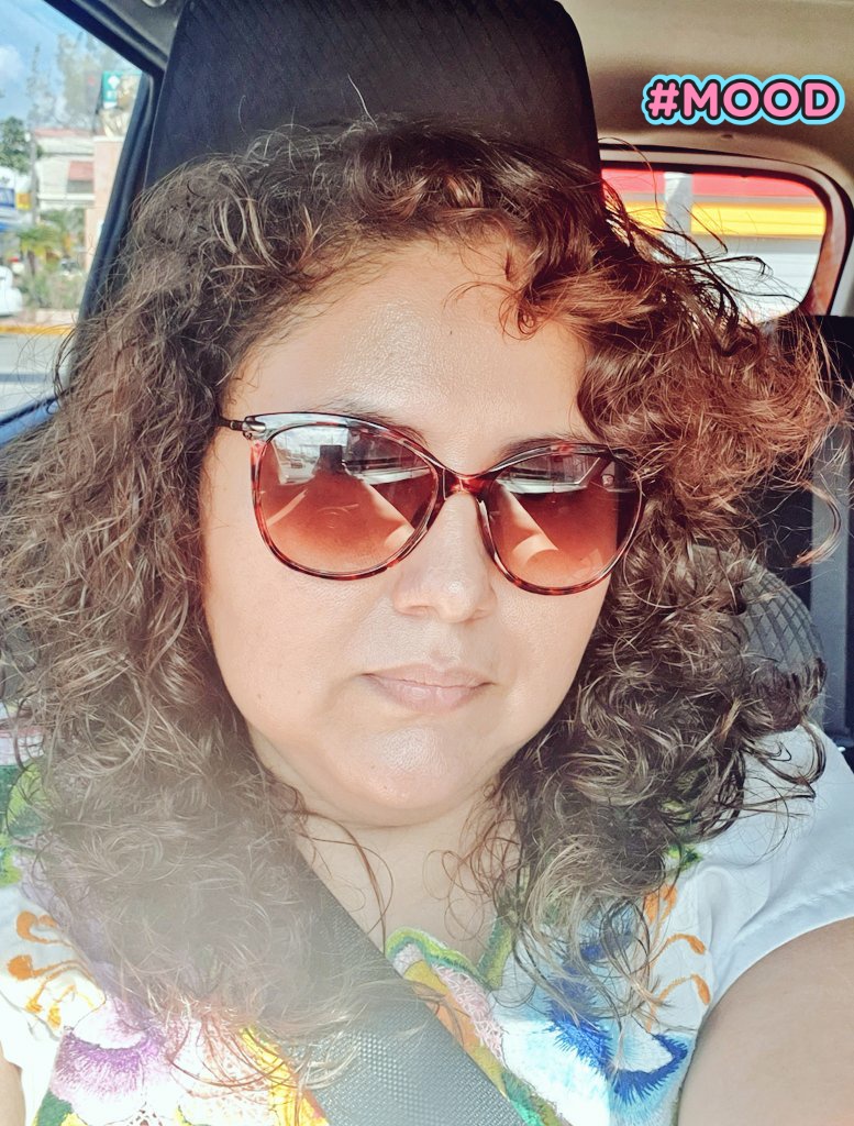 Como goordaaa en tobogan, hellooouuu flequillo.