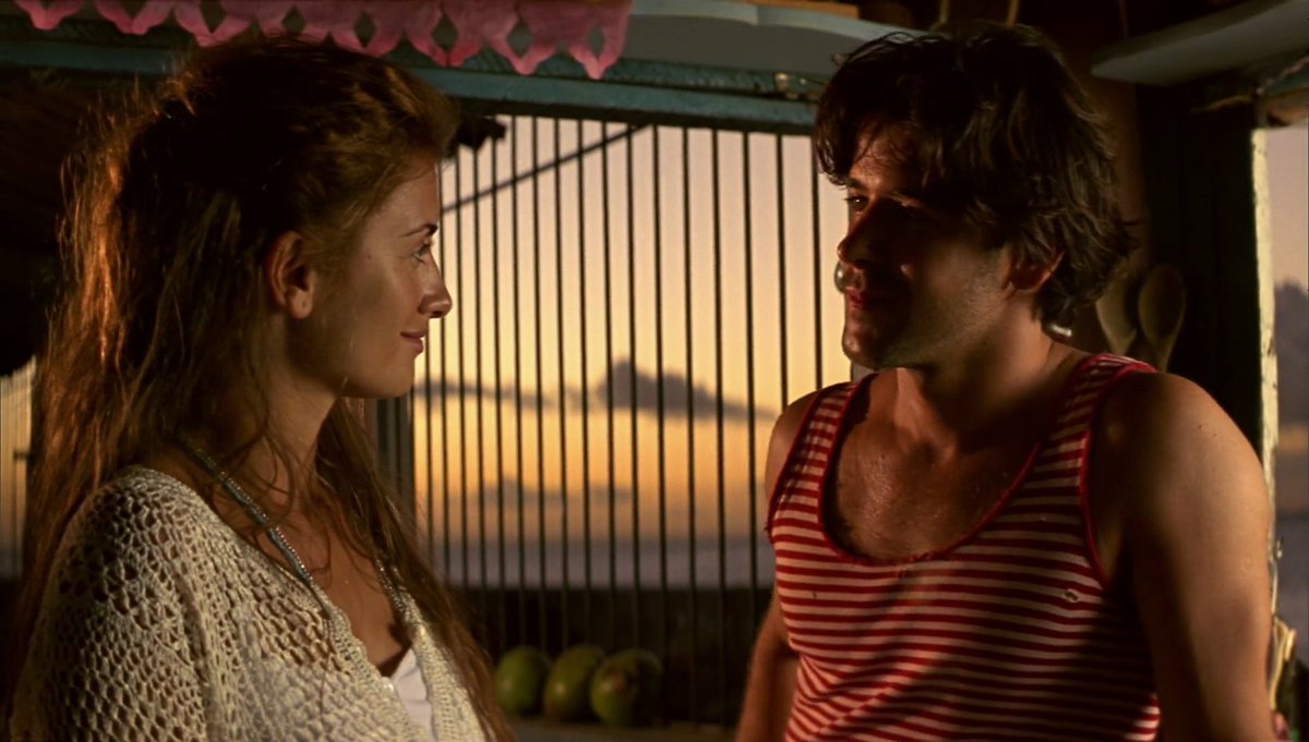 фільм жінка. холли берри женщина кошка стрижка. жюльен буасселье фильмы. женщины-агенты фильм 2008. холли берри женщина.