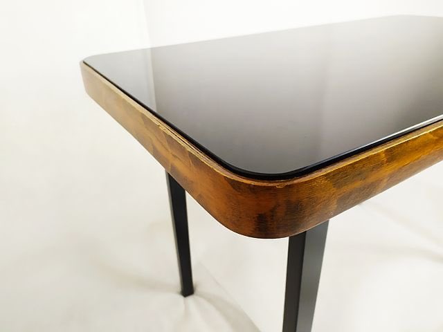44Pigeons's tweet photo. SOLD 

Coffee table Expo Brusel 1958 with black opaxit glass
Catalogue No.: 1.020.TA.0002

  #antique #antiques #table #nighttable #opaxite #glass #beautiful  #wood #refurbished #vintage #furniture #antiqueshop #antiquefurniture https://t.co/oa274YlPzk