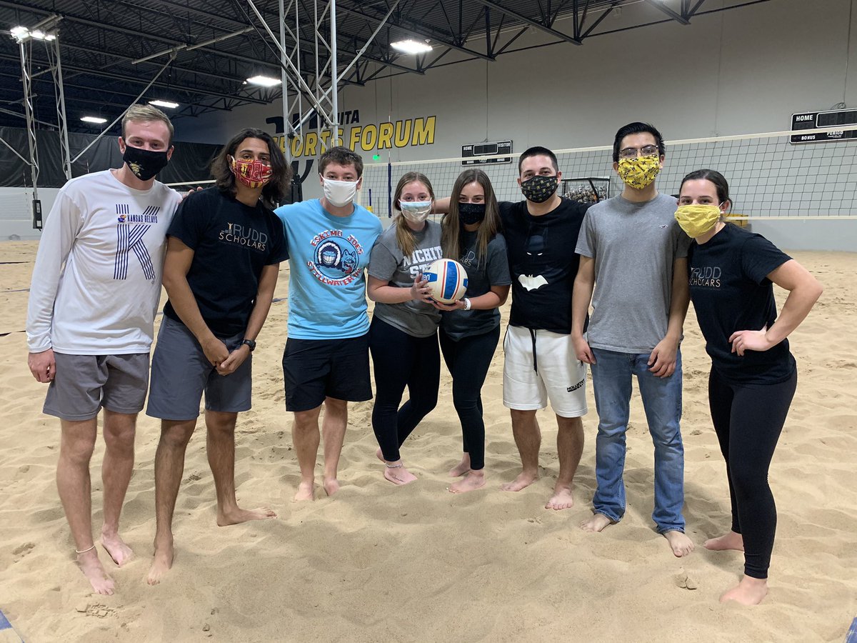 RuddFoundation's tweet photo. Our WSU Scholars had such a fun time last night ! They got together to have an “open house” at the Flats and then went to @ictsportsforum for a RUDD vs GORE Scholar volleyball night! We’re so happy our #RuddFamily is still able to get together during these times. 🌾💪🏐 https://t.co/ICLOyWAYyK