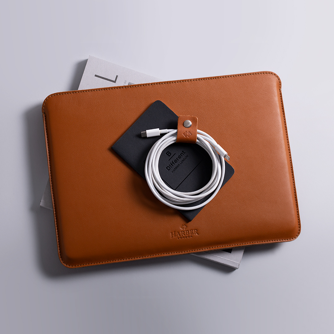 harberlondon's tweet photo. Handcrafted awesome leather goods for your every day life 👌🏻
https://t.co/iTSBvQz1yB
#Harberlondon
.
.
#laptopcases #macbookcases #laptopsleeves #leathersgood https://t.co/ajayY7VLiw