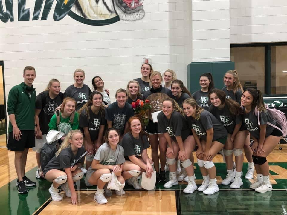 kailea_jenkins's tweet photo. GREEN OUT GAME @6 AGAINST GUNTER! BE THERE BE LOUD! https://t.co/0w1ZxGTOle