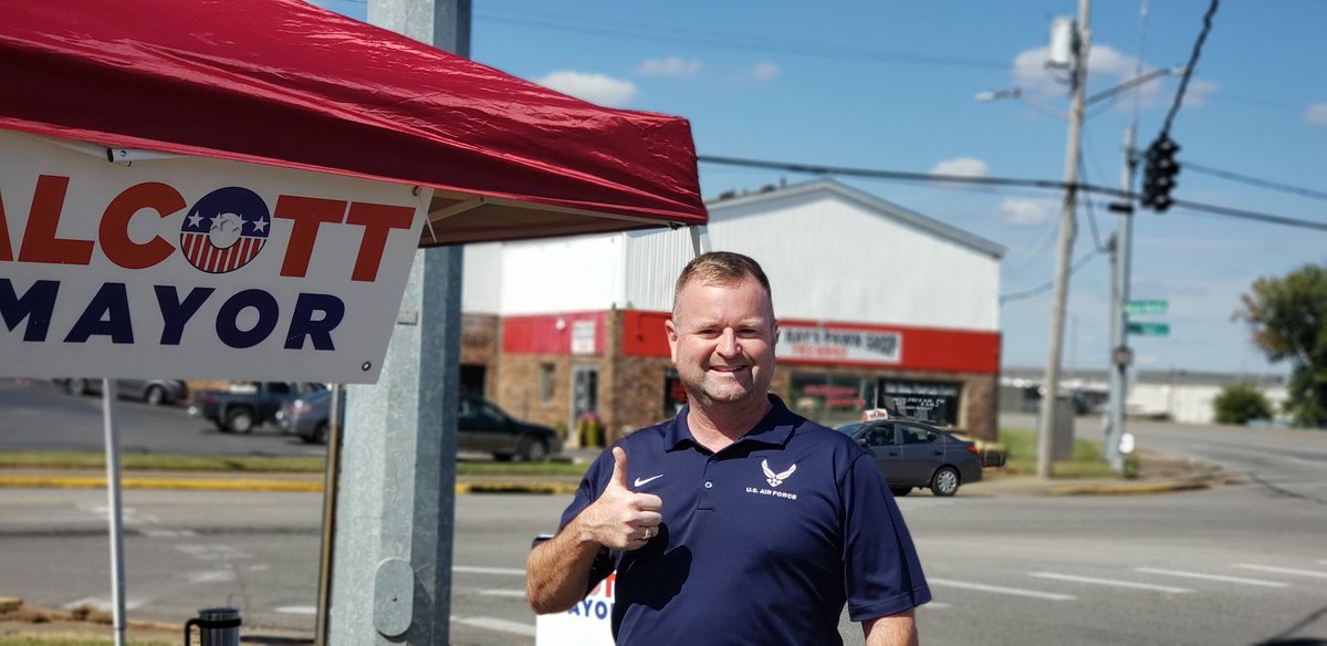 AlcottTodd's tweet photo. Been a great morning already... participated w/ Operation Anvil at Phil Moore Park.  I'm on the corner of Gordon Ave &amp; Veteran's Memorial Lane/Parkway until 230 p.m. 4 more Saturdays until the election.  Alcott for Mayor! https://t.co/xG8mczN7p7