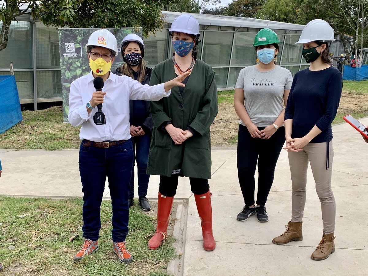 andreanimalidad's tweet photo. ¡Bogotá tiene Centro de Atención Valoración y Rehabilitación de animales silvestres! Más de 16 mil m2 para más de 1000 animales víctimas del comercio ilegal. Vigilaremos los 31 mil millones que aprobamos en PDD para este fin ¡Bien! @ClaudiaLopez @colinita @AnimalesBOG @Bogota https://t.co/pAaXKeQNcb