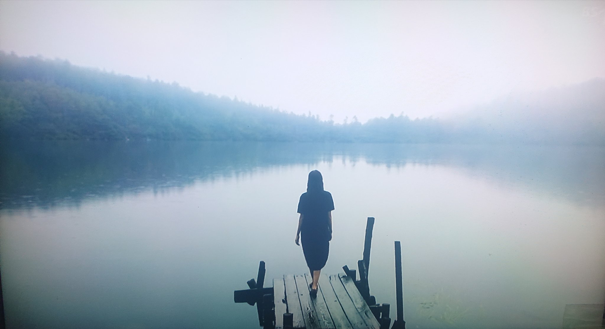 こっしー Bs12の土曜洋画劇場のオープニングをみるとmay Sの 遠くへ のmv思い出すんだよなぁ T Co Fzg3s4wrbs Twitter