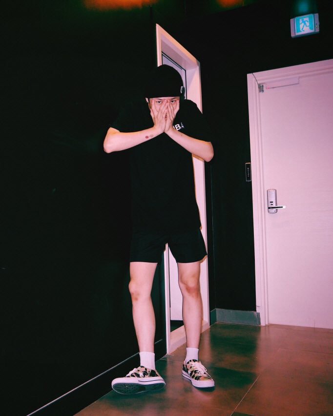   #NationalBoyfriendDay ♡your camera roll if cho seungyoun was your boyfriend, a thread: