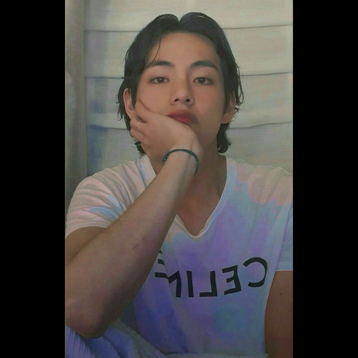 sopesmiracle's tweet photo. Taehyung✨ https://t.co/GFYRuF0YOy