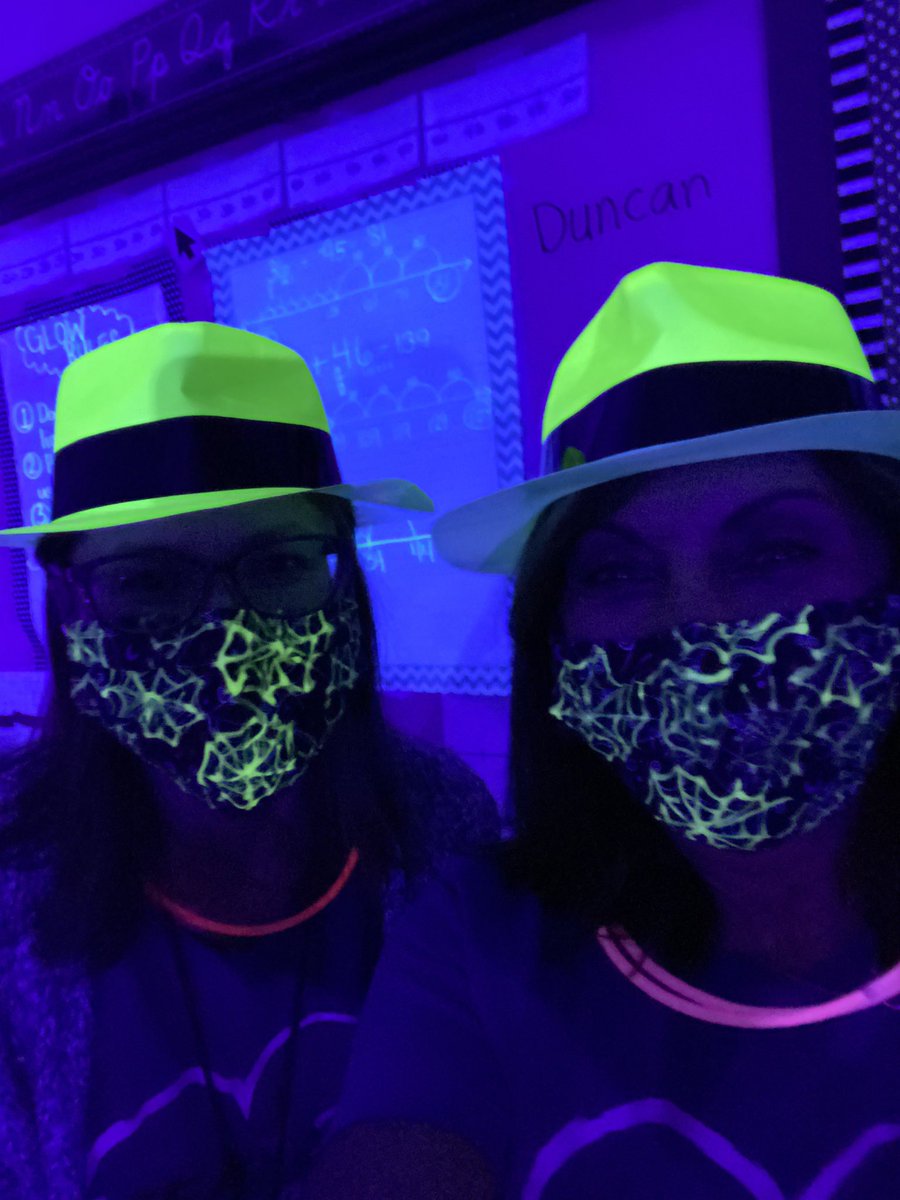 Glow Day Learning today!  A great way to celebrate the last day of the first 9 weeks of school.  My 2nd graders did so well with their writing and math!  They love the chrome books! #LPE #sumnerconnects