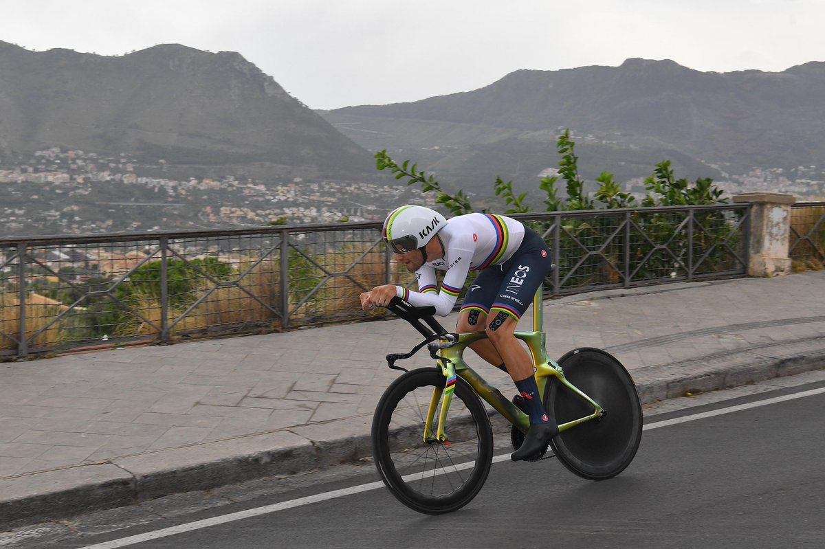 Giro d'Italia tweet media