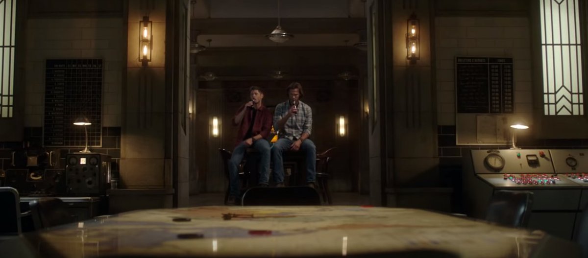 Dean here has the same red shirt of the sneak peek. #spnspoilers
