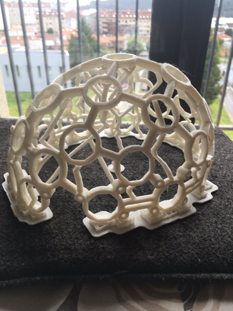 JavierSeFer's tweet image. Just printed a @OpenBCI Ultracortex Mark IV for @NeuroTechGAL workshops. Minimal supports, less wasted material. #neurotechx #ntgal #neurotech