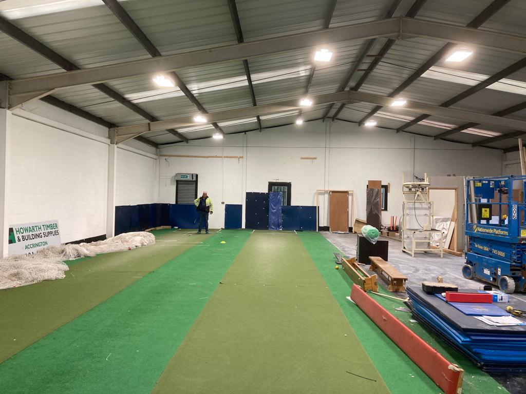 Stage one done with the new lights in

Taking shape nicely