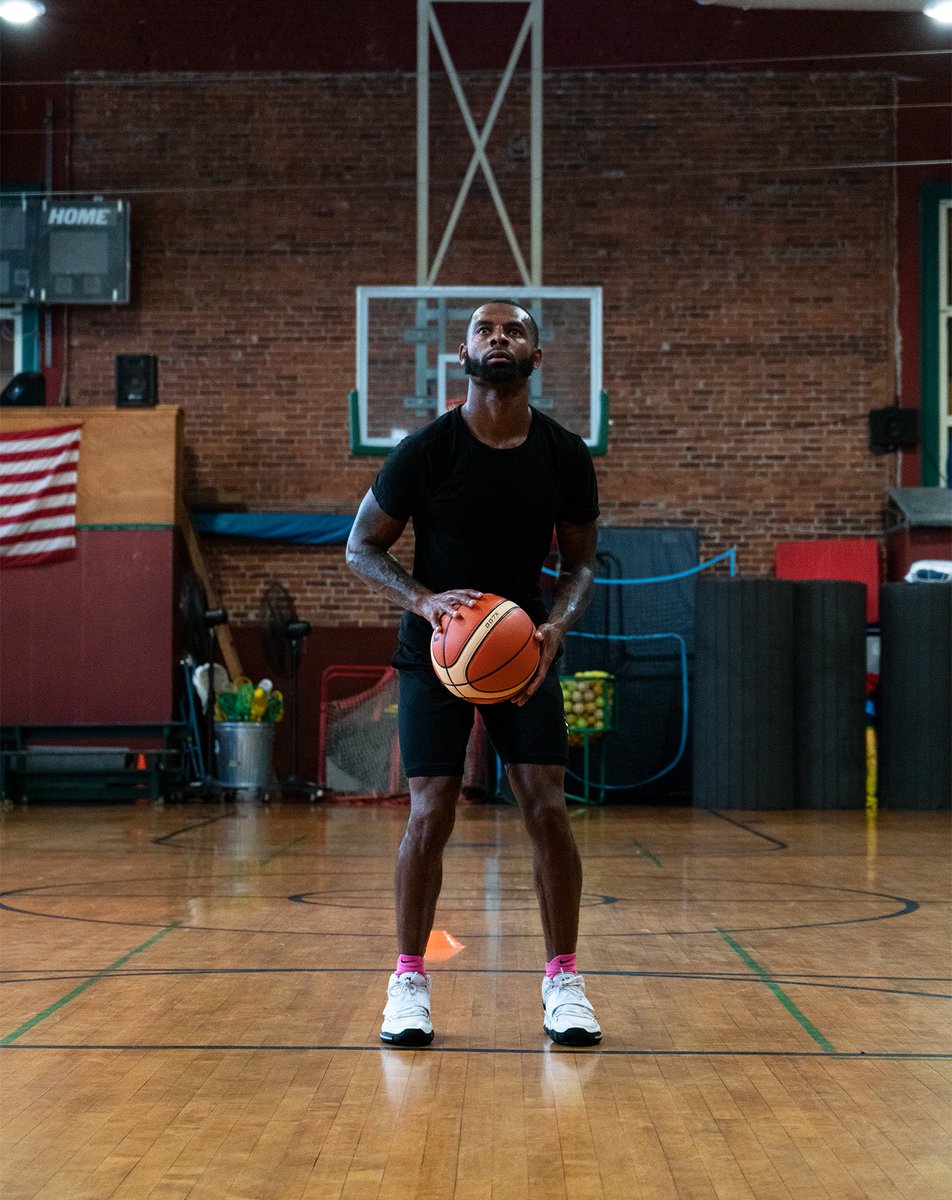 MurrayLeague's tweet photo. Khary Mauras #InTheLab with Tubby Workouts https://t.co/wzU6w3riN7
