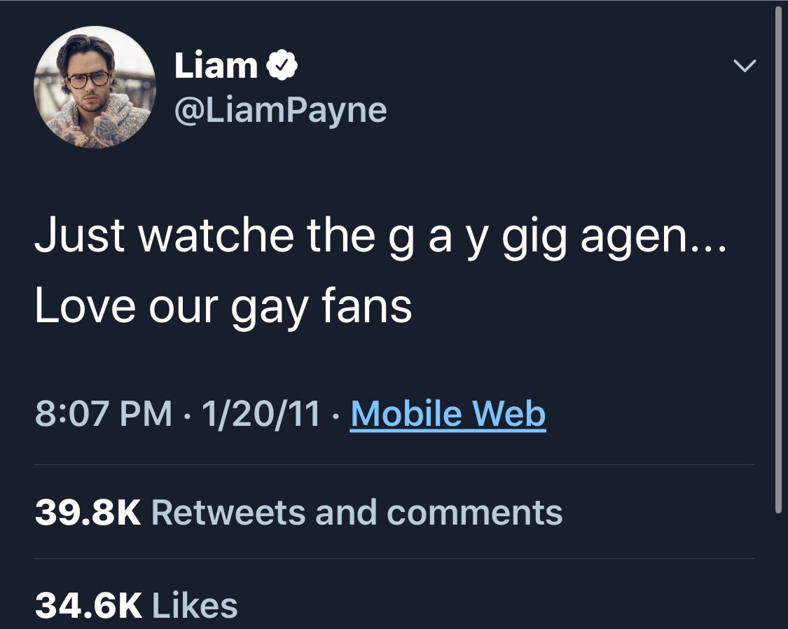 Liam supporting gay fans back in 1D days ( g a y is the name of the nightclub where they performed)This made a lot of queer fans like me happy
