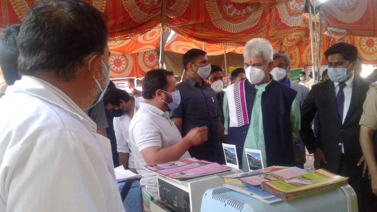 BandiporaSheep's tweet photo. Honorably LG taking stock of our stall &amp; interacting with DSHO BANDIPORA https://t.co/z0n9g3mXgh
