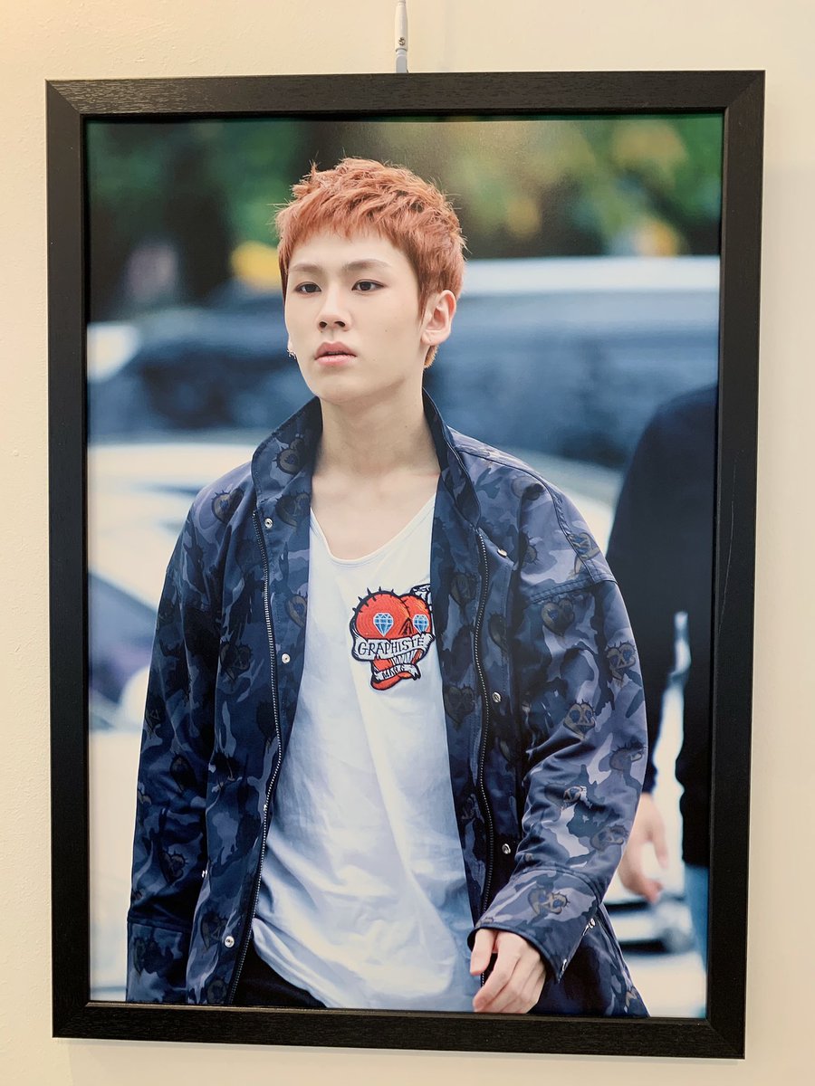 tobtobluv6's tweet photo. 201003 신논현 카페무라노

해피 룽데이~🥰❤️❤️

이번엔 시크와 멋짐과 귀여��이 나타는 사진들~😍
일훈 is 뭔들😭❤️
그냥 보는것만으로도 넘 행복❤️

#1004데이_모두_부자되세요
#비투비 #정일훈 https://t.co/NkbrW5kpHP