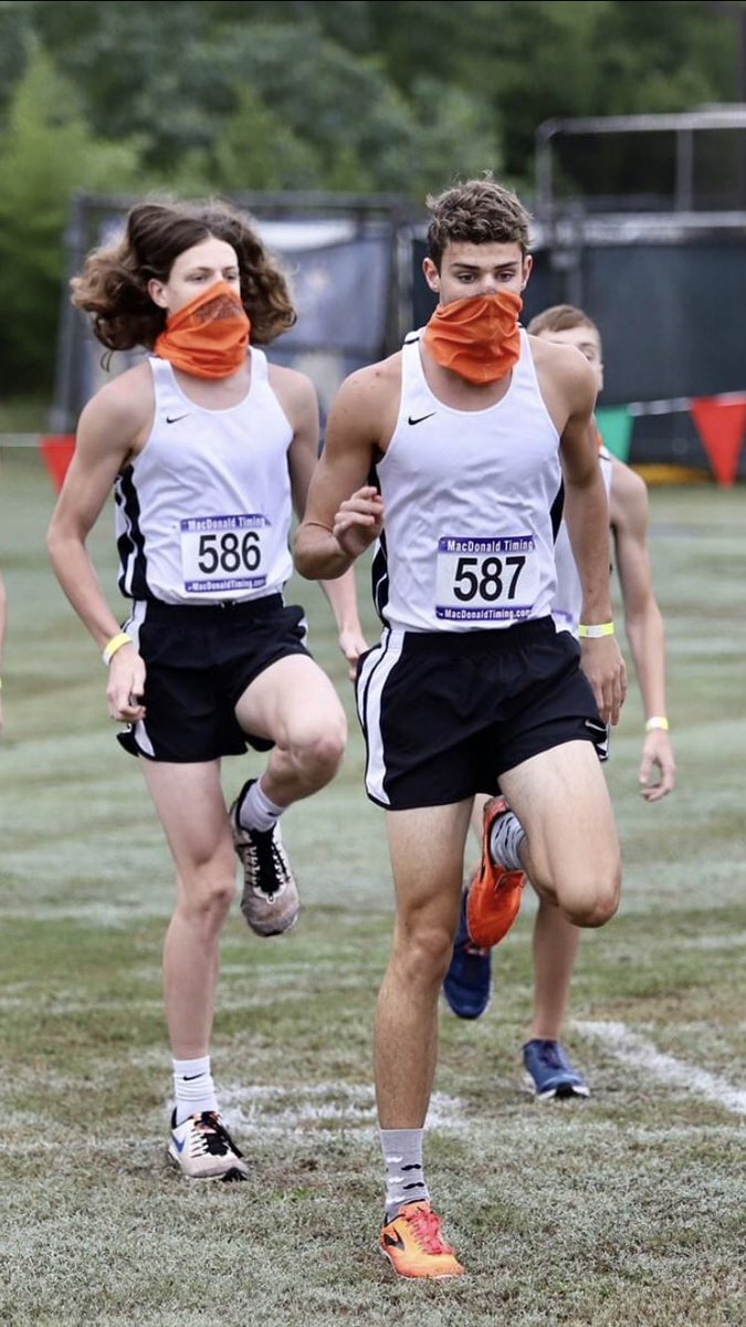 SusanLikins's tweet photo. Run. Swim. Run. Repeat. Proud of these guys this weekend. #tisd #tigersharks #landorwater https://t.co/W6ENN27wGV