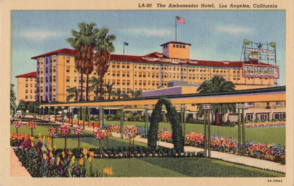 FitzgeraldApp's tweet photo. The Ambassador Hotel and The Cocoagrove night club, Hollywood, that F. Scott Fitzgerald and Zelda Fitzgerald stayed in 

It was famous for its celebrity guests, and it’s said that Zelda Fitzgerald set fire to her clothes here one night FSF went out with another woman https://t.co/7tfmczlDtR