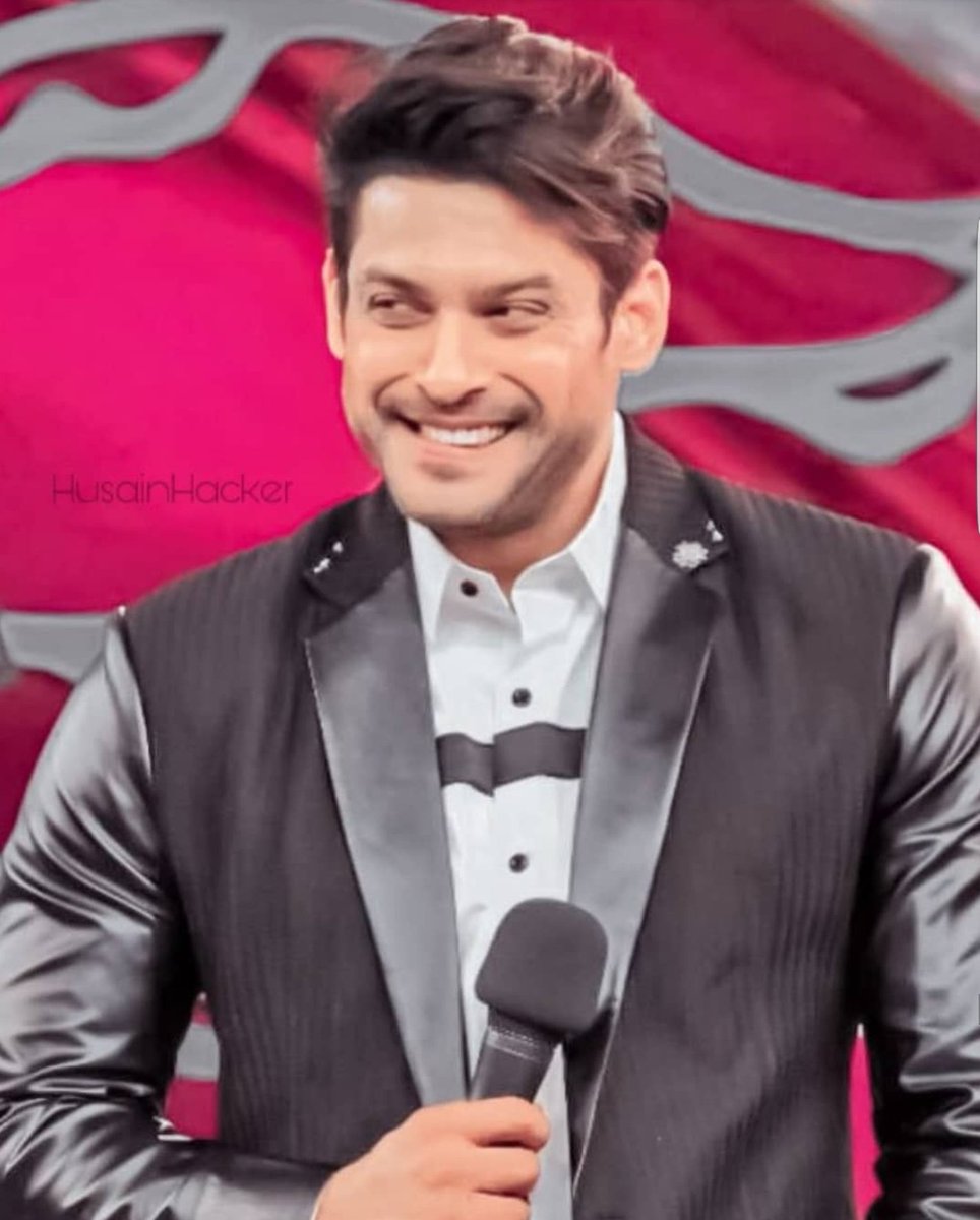AnabiaCh11's tweet photo. Aap ko Kya lagta ha? Baaton se jeet jao gi #girlpower bol k😂😂
.
.
.
Yad krwa dun pichle season meh b #girlcard khela gya...
😆😆 pr trophy to pata hi ho ga kon leh gya..
#KingSidharthShuklaIsBack https://t.co/TddP3PhhXq