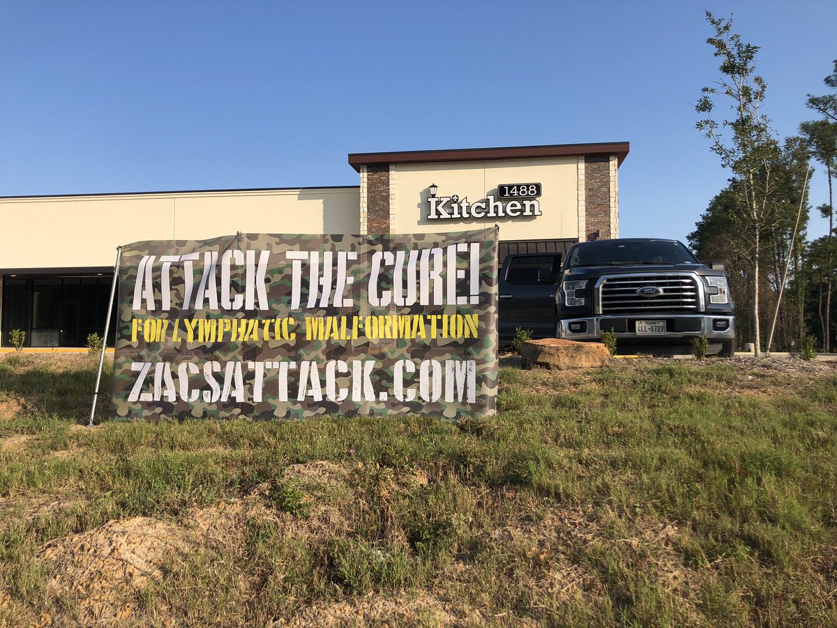 1488Kitchen's tweet image. Breakfast is hot and ready! Come ATTACK YOUR FOOD!