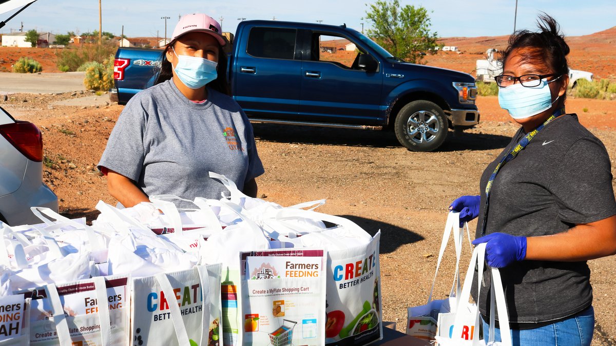 FarmBureau's tweet photo. America’s farmers &amp; ranchers are passionate about feeding people. Throughout the pandemic, numerous Farm Bureaus have stepped up to provide food to those in need. 

One of many examples is @UtahFarmBureau &amp; @FeedingUtah—providing over 500,000 lbs of food to families in need. https://t.co/6pNxFkiLLF