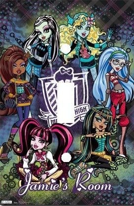PurpleForever19's tweet photo. Monster High Girls then and now https://t.co/F3iezmEMqX