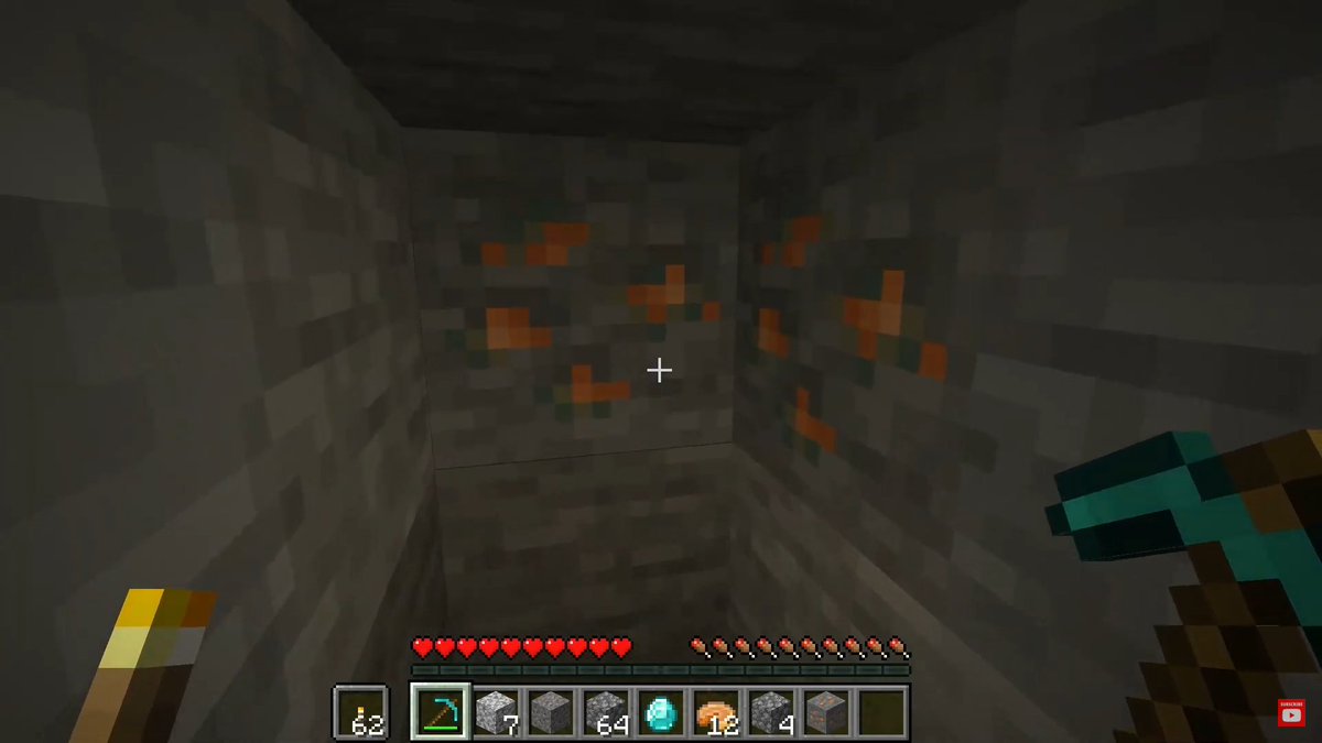 ligaderextrage1's tweet image. Mit dem Caves and Cliffs-Update werden seltene Kristalle und Kupfer als neue Rohstoffe eingeführt. Diese kann man nutzen, um Ferngläser zu bauen. Das Kupfer kann aber auch als Baustoff für beispielsweise Dächer verwendet werden! #Minecraft #MinecraftLive #CaveUpdate