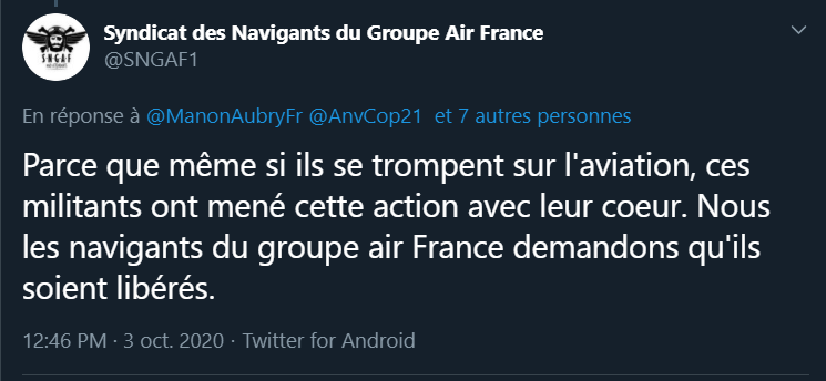 greenpeacefr's tweet photo. Merci @SNGAF1. 

Nous savons que même s'ils se trompent sur l'aviation, les naviguants du groupe Air France exercent leur métier avec le coeur. Nous demandons leur reconversion vers un secteur adapté au défi climatique.
#AvionsATerre https://t.co/q18MWzxGON