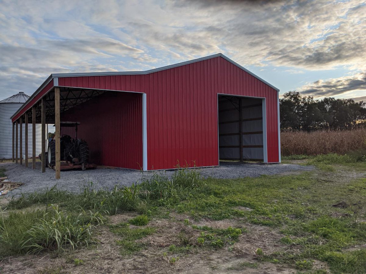 jcarver1985's tweet photo. 30x60x13 2 frame outs 1 man door fully insulated with a 12x60 open shed but in Smithland KY.
#JCPoleBarns #JCPromotions #PoleBarns #PostFrameBuilding #SmithlandKY #RBHCrew #SummertownMetals https://t.co/rZsyYxlRyo