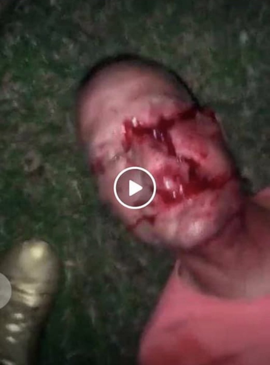 HeartOTXHeartMD's tweet photo. I’ve debated posting these since I found out about it, but I have to.
Images are disturbing. This is my fraternity brother from college.
Filmed while being beat to death as the man killing him screamed gay-bashing slurs. #RIPBrett 😢
Why? https://t.co/njRGakuTrs